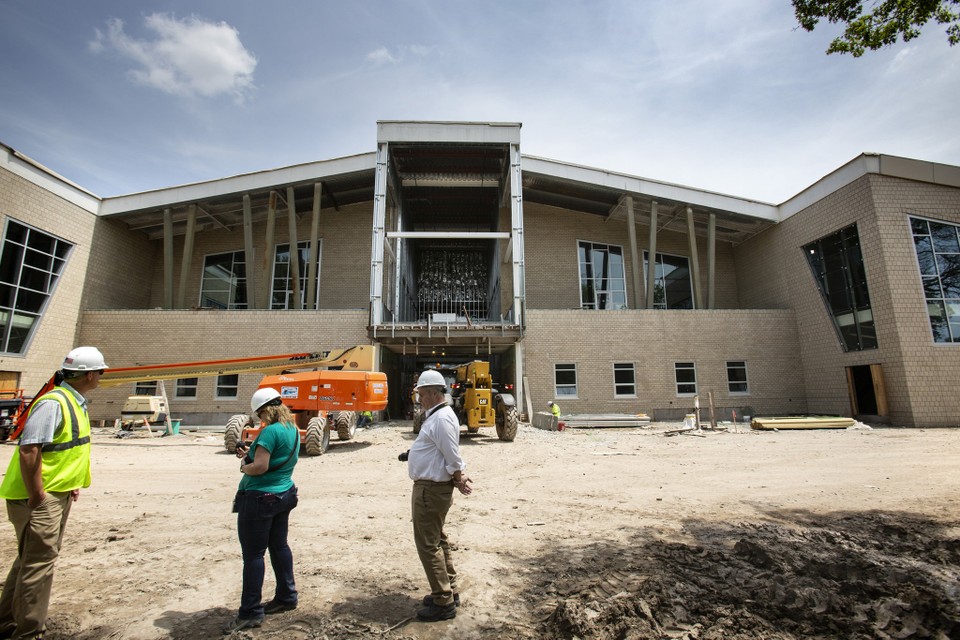 The new Trenton HS is starting to look like a school